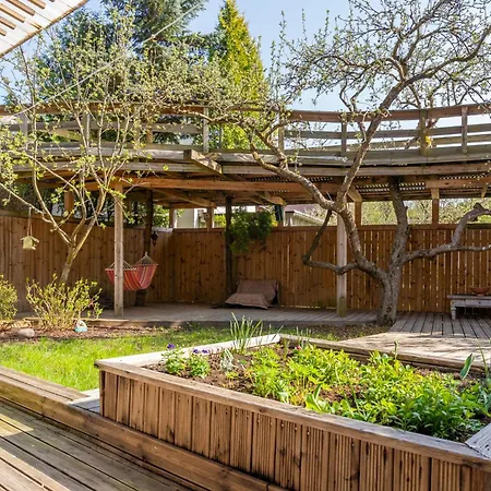 Family Private House In Dubulti, Jurmala, 400m To The *