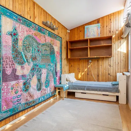 Family Private House In Dubulti, Jurmala, 400m To The Jurmala