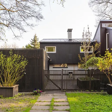 Holiday home Family Private House In Dubulti, Jurmala, 400m To The Jurmala